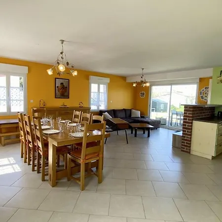 Maison Familiale Pour 8 Personnes Avec Jardin *