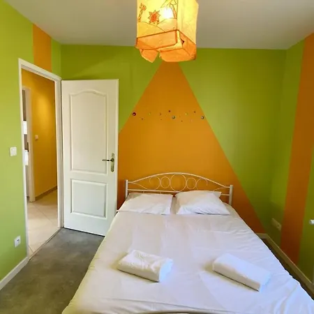 Maison Familiale Pour 8 Personnes Avec Jardin 度假居 *