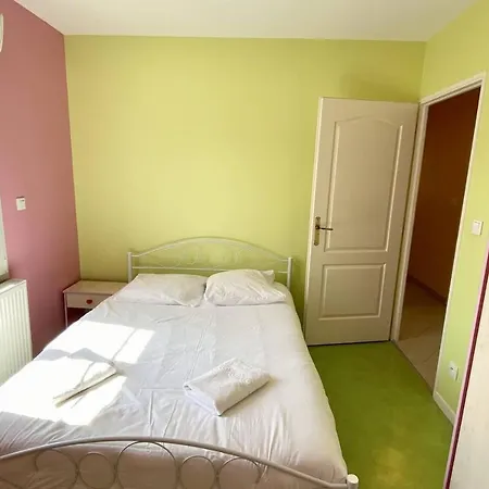 度假居 Maison Familiale Pour 8 Personnes Avec Jardin 勒克罗图瓦