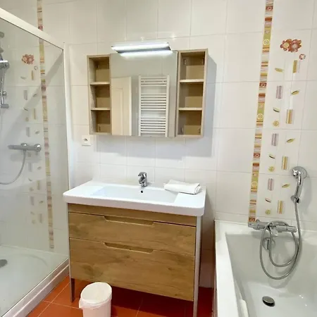 度假居 Maison Familiale Pour 8 Personnes Avec Jardin *